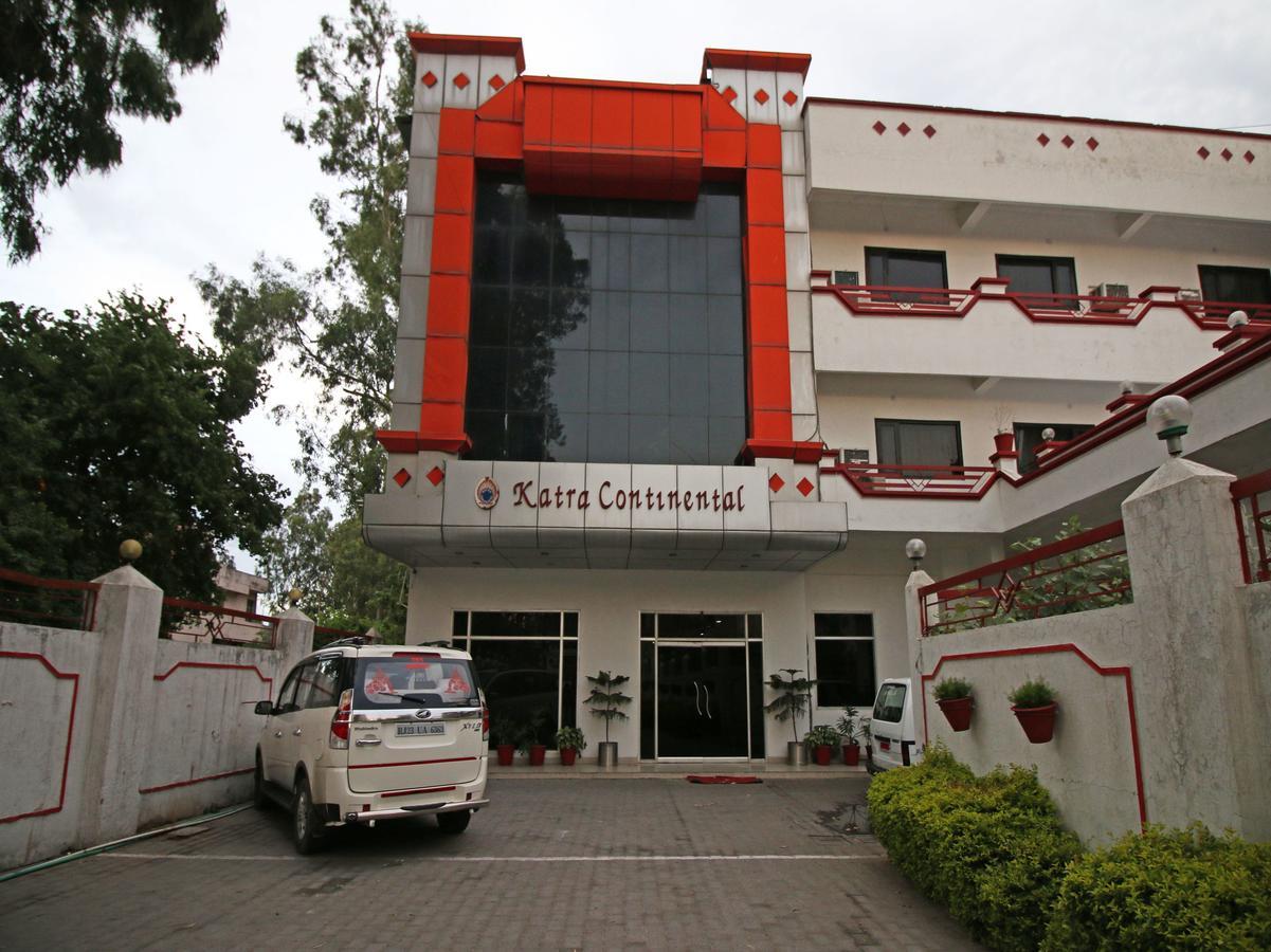 Oyo 5667 Katra Continental Hotel Exterior foto
